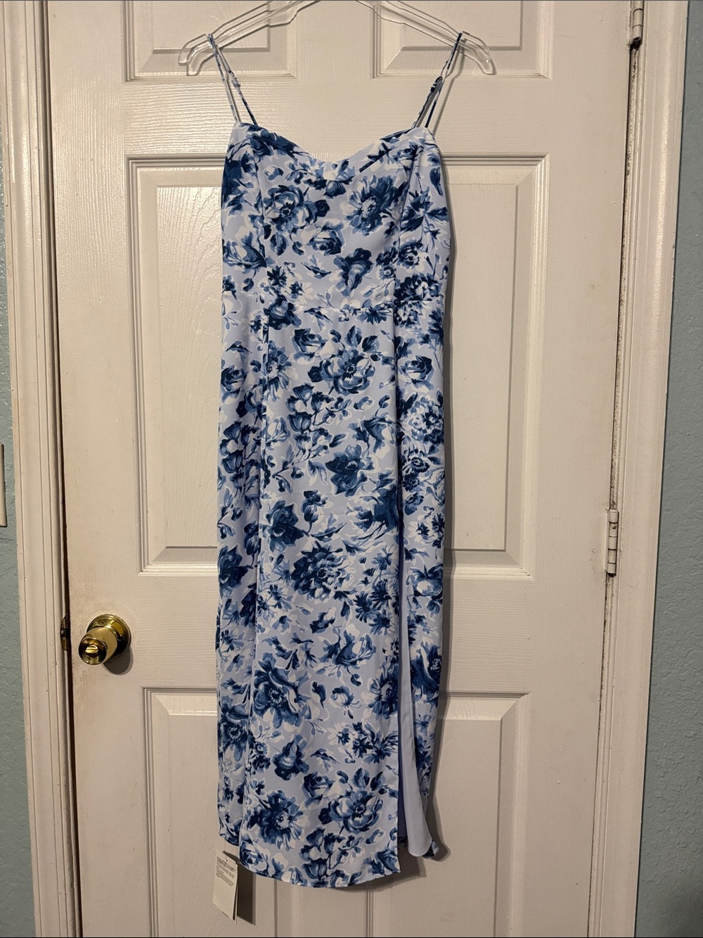 The A&F Camille Midi Dress Blue Floral High Slit Size Small NWT - Picture 4 of 9